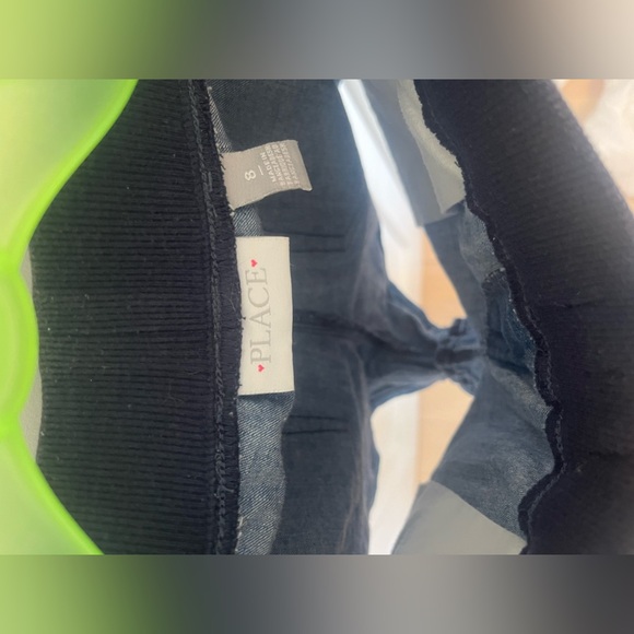 Hi, selling these fine shorts for kids with a small waist. - Picture 3 of 7